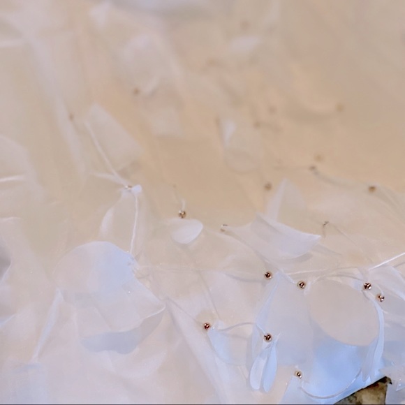 Botanics & Petals Luxury Maxi Dress In Summer White+Gold Droplets+Drop Petals - Picture 8 of 16